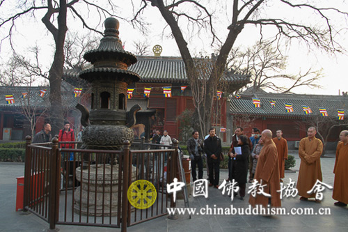 印尼巴厘省印度教寺庙管委会负责人一行拜访中国佛教协会