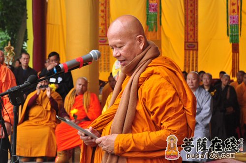 六祖寺方丈大愿大和尚的母亲界莲法师在广东六祖寺禅修中心安祥示寂