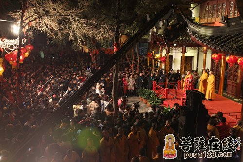 “和合梦·共分享”第35届寒山寺新年听钟声活动举行