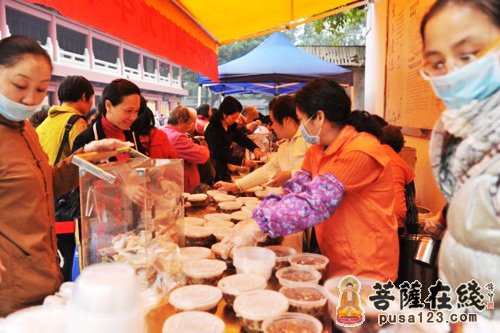 光孝寺-广州光孝寺举行“腊八结佛缘，利乐诸有情”施粥活动