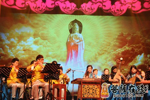 何禹萱-何禹萱受邀参加“祥和盛世·圆梦潮州”新春祈福音乐会