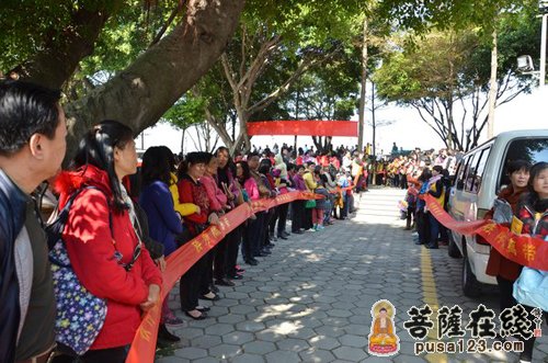 四会-广东四会六祖寺开展迎春祈福百亿生命大放生活动