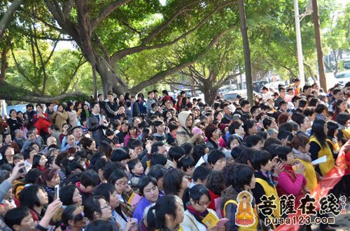 四会-广东四会六祖寺开展迎春祈福百亿生命大放生活动