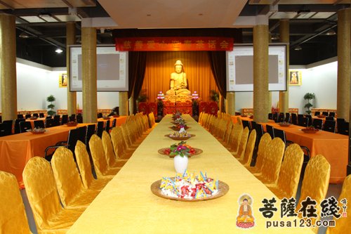 茶话会-茶话会——一杯香茶吸引下的饶有兴趣的集会