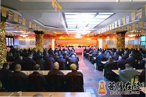 普陀山-普陀山佛协在普济禅寺召开2014年全山执事圆职茶会