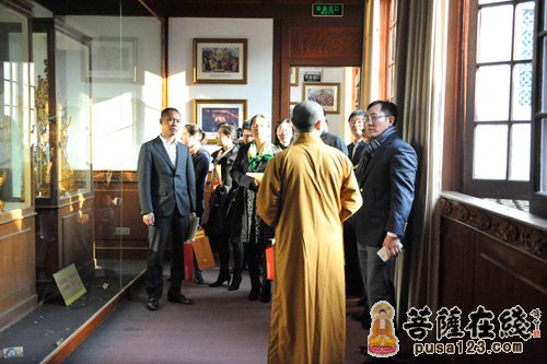 上海市青年联合会主席会议在上海玉佛禅寺召开