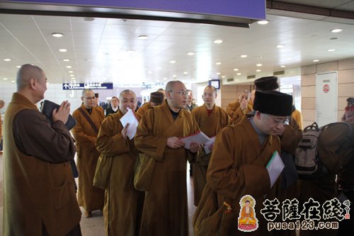 “慈航普度 正法远洋”上海龙华古寺法务团赴美