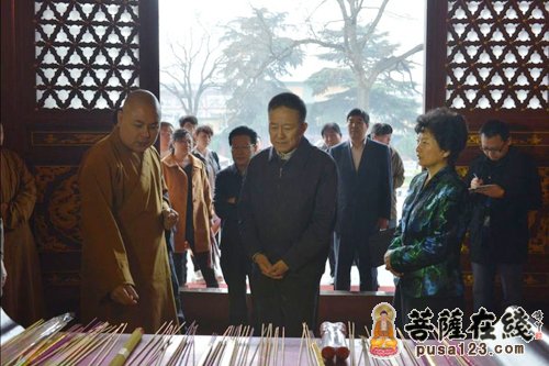 陕西省委统战部部长陈强一行视察西安大兴善寺