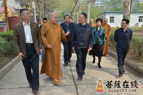陕西省委统战部部长陈强一行视察西安大兴善寺