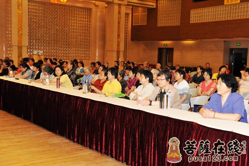 慈善-上海玉佛禅寺举行第六届慈善公益周开幕式