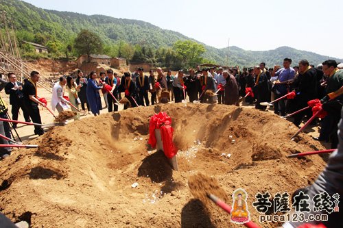 净慧长老遗骨舍利塔在河北石家庄福寿寺奠基