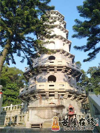首页 名古刹 潮阳灵山位於广东省潮阳市西北约25公里的