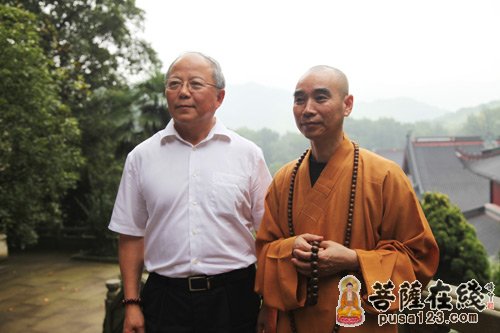 文物-国家文物局励小捷局长一行莅临天童禅寺调研文物保护工作