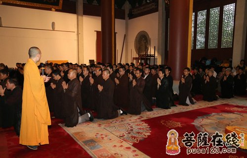 松瑞法师教授佛门礼仪