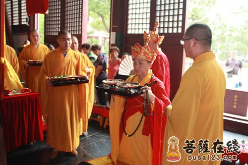 2014年佛欢喜日 上海洪福寺举行盂兰盆会
