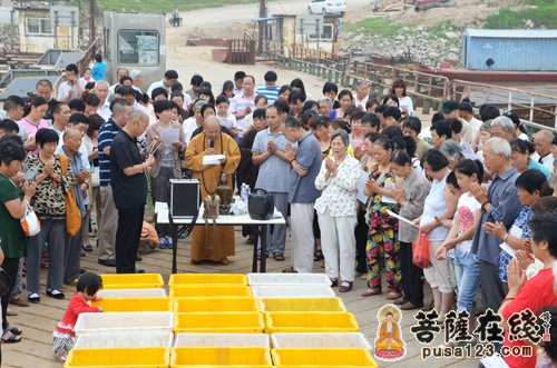 放生现场