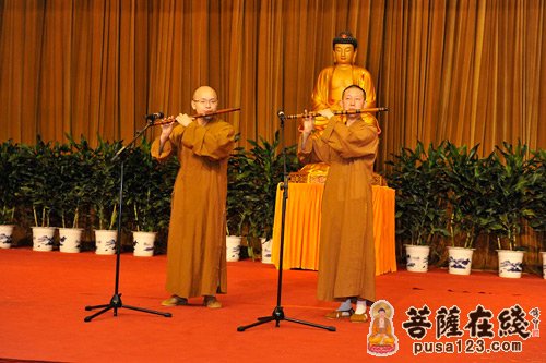 上海玉佛禅寺举行2014年“迎中秋、庆国庆”茶话会
