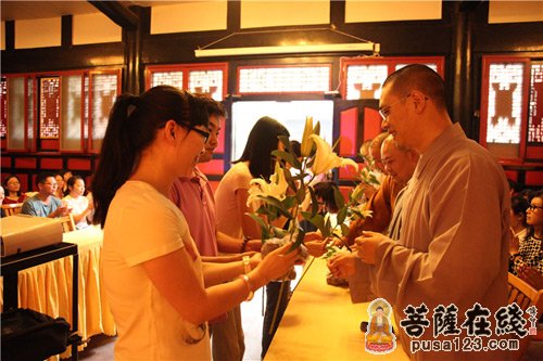 文殊院-成都文殊院举行闻熏六班青年学员见面会