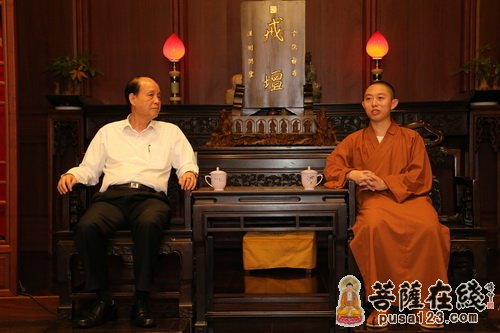 灵隐寺监院衍空法师接待台湾海基会董监事访问团