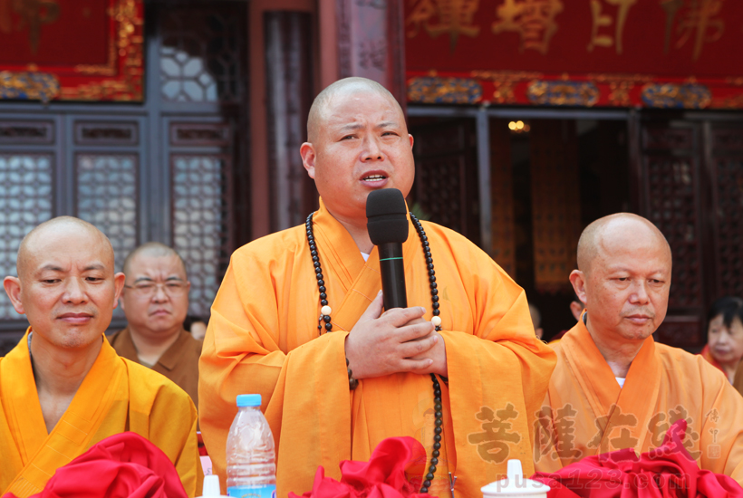 【高清图集】江西赣州莲花山青莲古刹隆重举行大雄宝殿佛像开光暨祖师