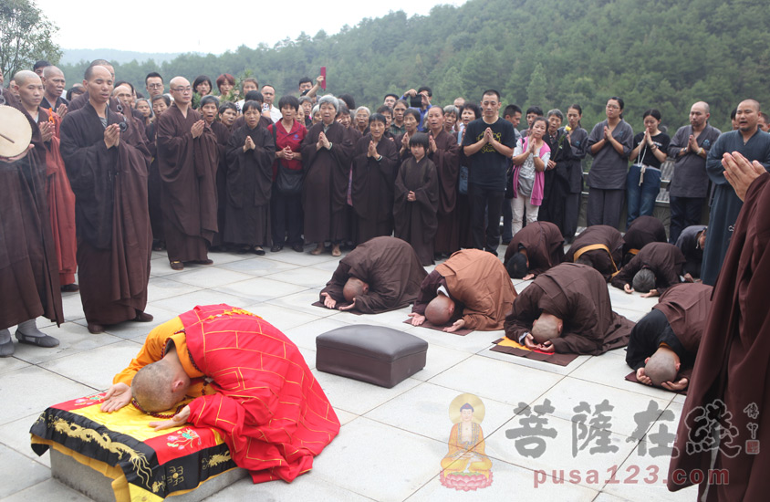 【高清图集】江西净居禅寺举行体光老和尚圆寂十周年追思座谈会