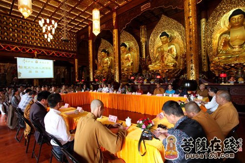 佛教-上海西林禅寺召开崇恩文化与人间佛教座谈会
