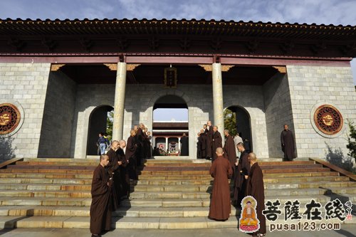 云居山真如禅寺举行虚云老和尚圆寂55周年纪念法会