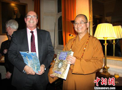 学诚大和尚在英国剑桥大学演讲汉传佛教