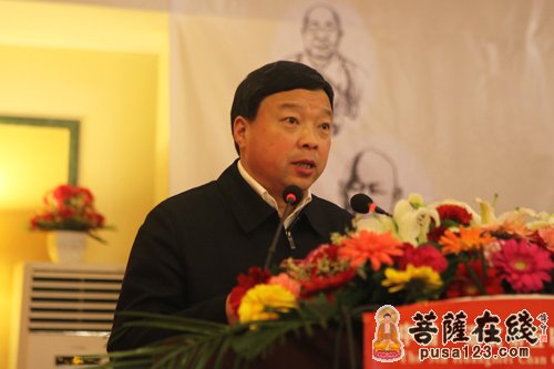 黄梅县委书记余建堂致欢迎词（图片来源：菩萨在线 摄影：妙善）