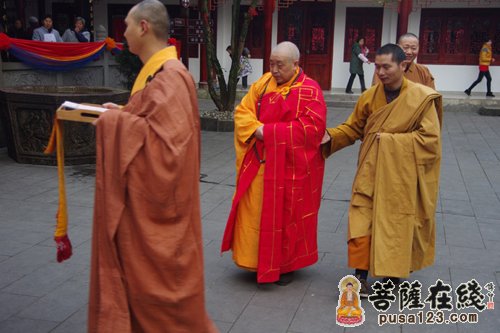 迎请演法大和尚