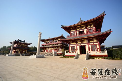 天王殿莲花广场