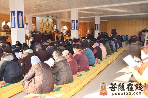 三时系念-现场大众