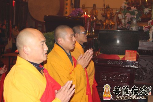 祈福法会（图片来源：菩萨在线 摄影：妙梵）