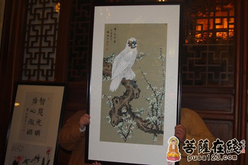 杨鸿玉先生国画“鹰”（图片来源：菩萨在线 摄影：妙然）