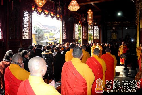 上海西林禅寺在大雄宝殿举行弥陀圣诞法会