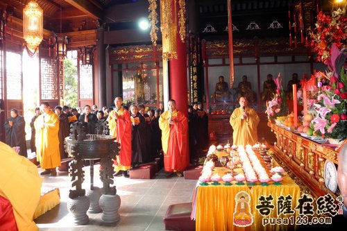 上海西林禅寺在大雄宝殿举行弥陀圣诞法会