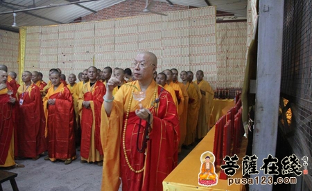 厦门普光寺举行熏坛仪式