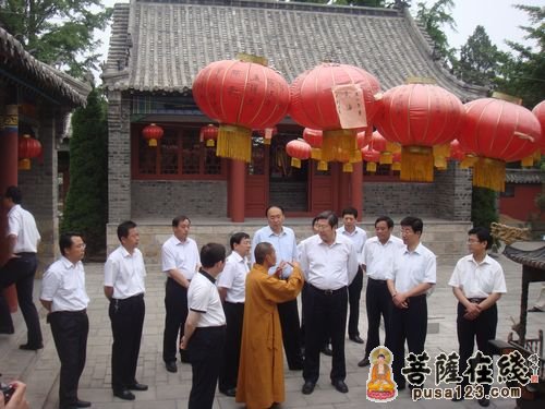 张建国-山东省副省长张建国一行到泗水县安山寺视察调研