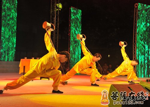 文殊院-成都文殊院举行“2012心灵家园”中秋信众联谊会