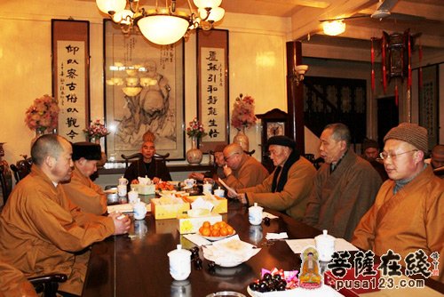宁波天童禅寺举行2012年终总结工作会议
