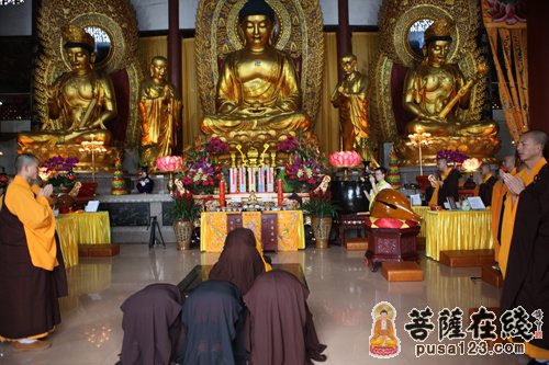 深圳弘法寺2013清明报恩思亲水陆超度大法之外坛起经