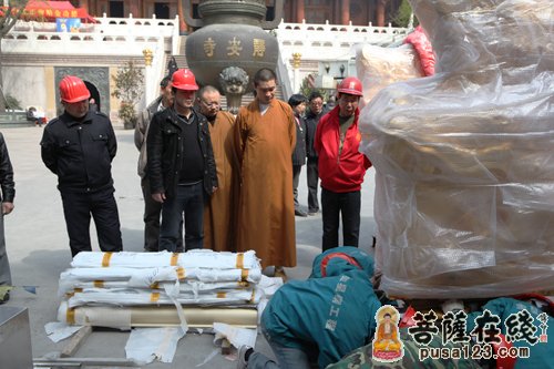 静安寺-上海静安寺古剎山门重建 今举行吊龙正吻仪式