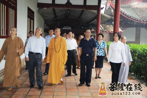 时政-全国政协民宗委调研组一行到福建佛学院调研