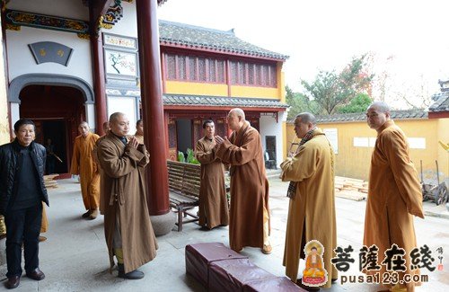佛教-普陀山佛协会长道慈大和尚赴本山寺院走访慰问