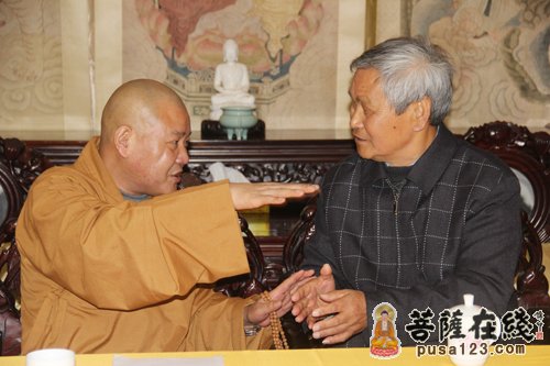 寒山寺-著名画家陆志明先生向苏州寒山寺捐赠五百罗汉画像