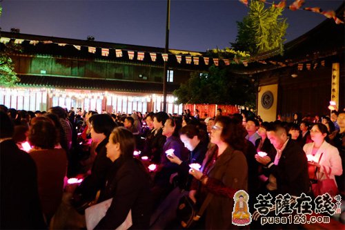文化-上海龙华古寺举行佛历2558佛诞晚会