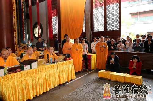 灵隐寺-柬埔寨首相参访杭州灵隐寺 光泉大和尚热情接待