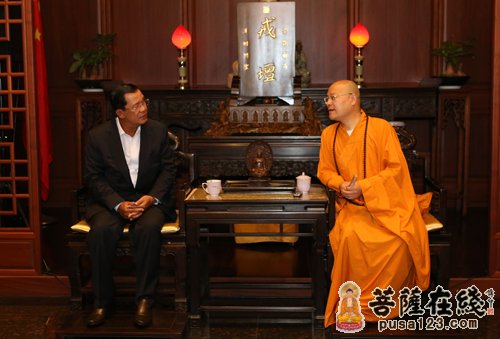 灵隐寺-柬埔寨首相参访杭州灵隐寺 光泉大和尚热情接待