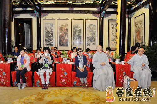 佛教-韩国佛教圣地巡访团参访上海玉佛禅寺