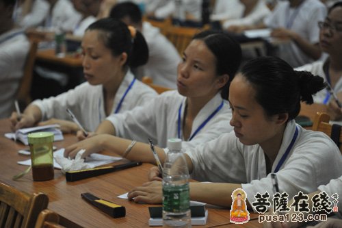 释迦牟尼-成都文殊院禅修营 思和法师从“佛陀的财富观”解读幸福密码
